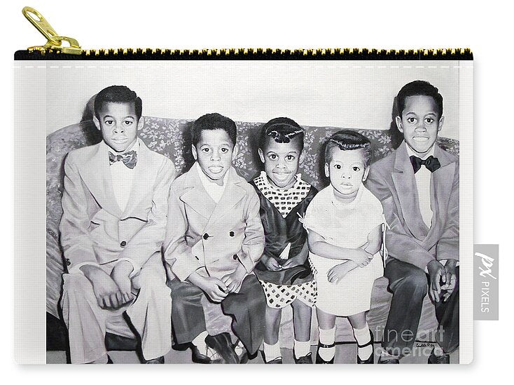 Children Sitting on Sofa - Zip Pouch