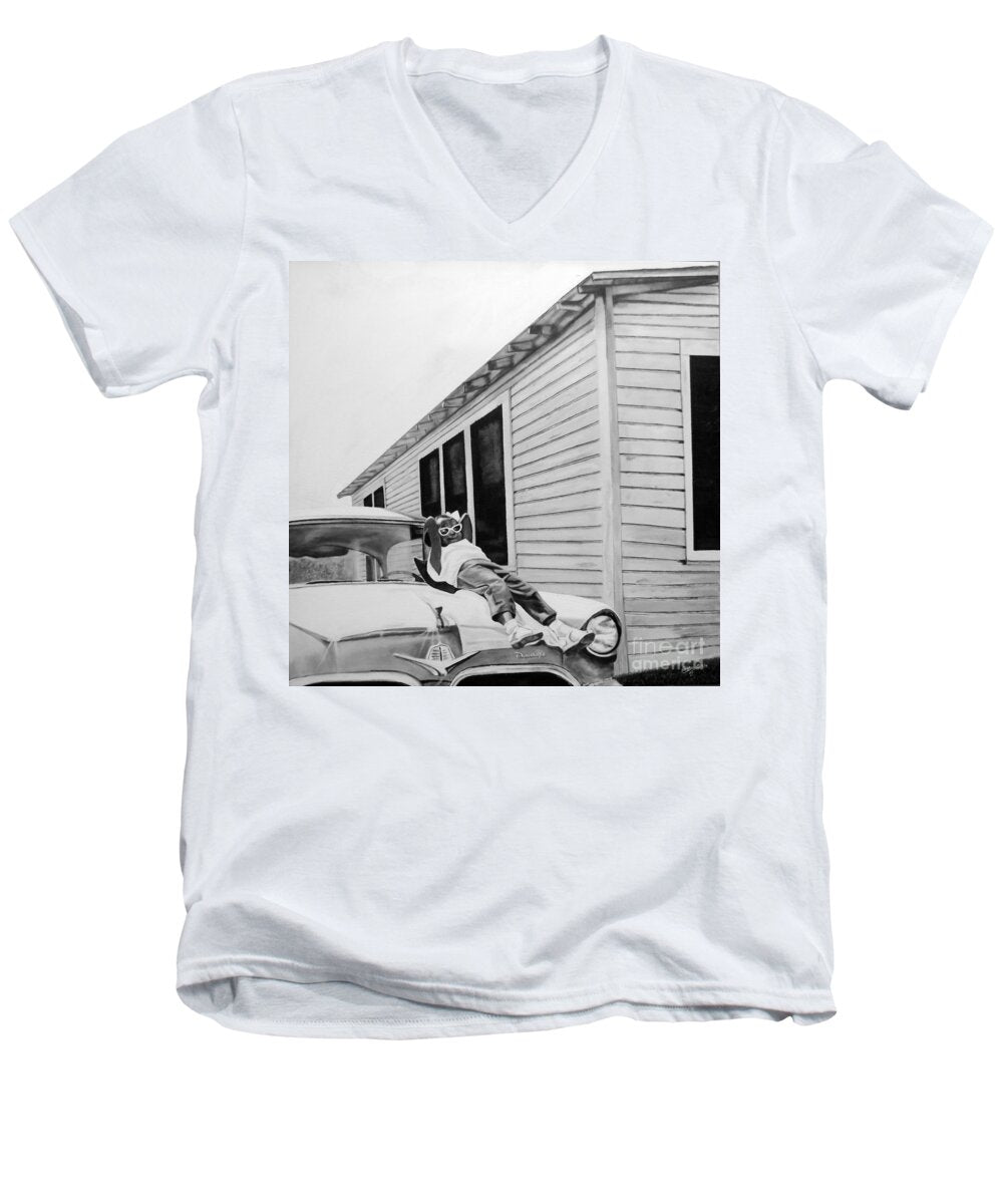 Little Girl Enjoying the Sun - Men's V-Neck T-Shirt