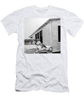 Little Girl Enjoying the Sun - T-Shirt